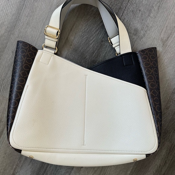 Calvin Klein Elegant Cream and Brown Tote - Picture 2 of 9